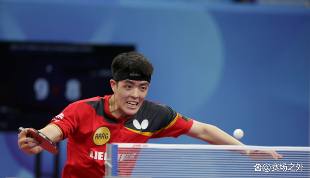 日本羽毛球队险胜印度羽毛球队，辛杜三分雨点燃全场