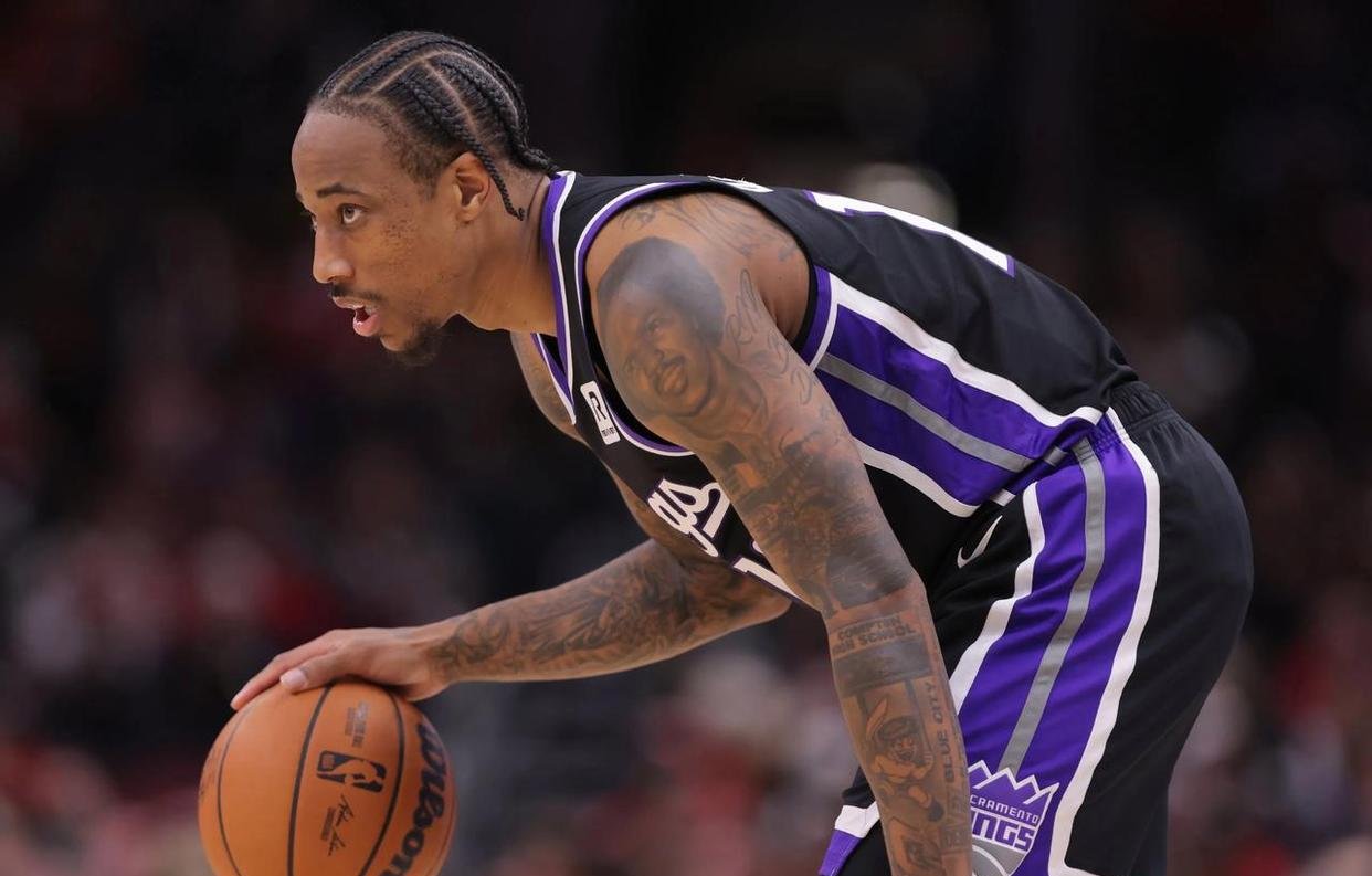 灰熊鏖战雷霆,米切尔爆发神勇 灰熊鏖战雷霆,米切尔爆发神勇