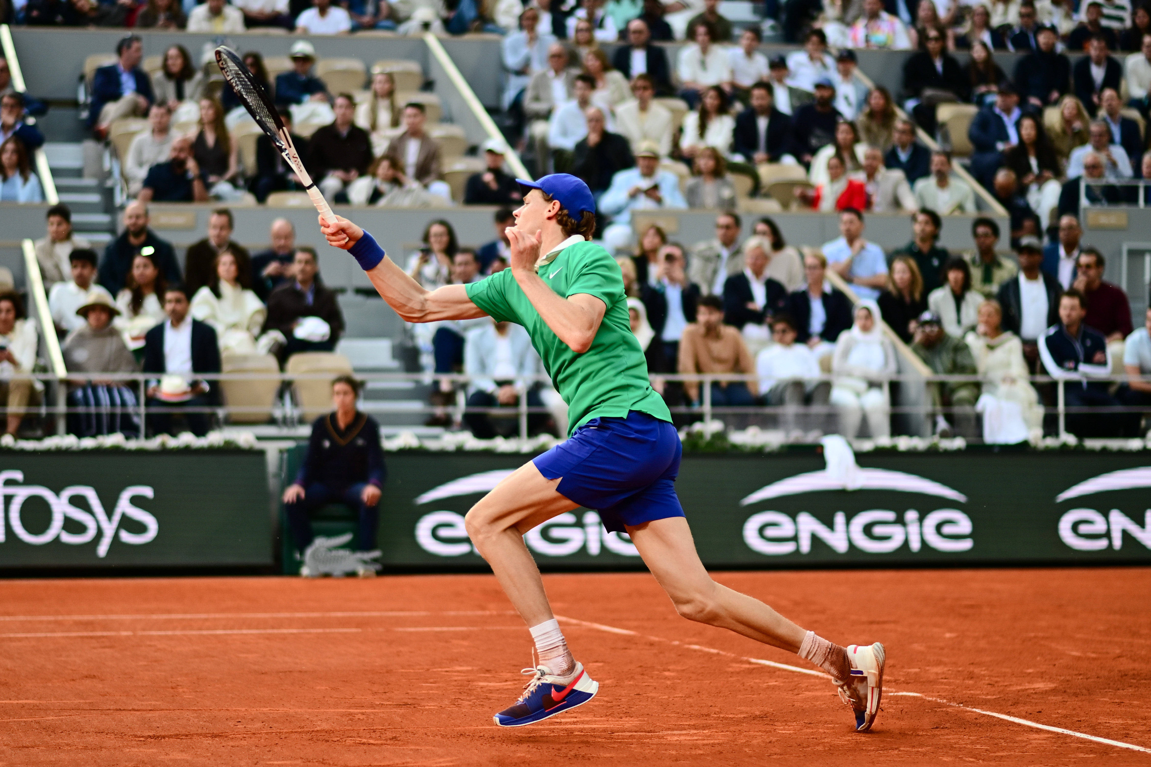 包含欧洲网球队力克世界网球队，阿尔卡拉斯打破历史纪录的词条