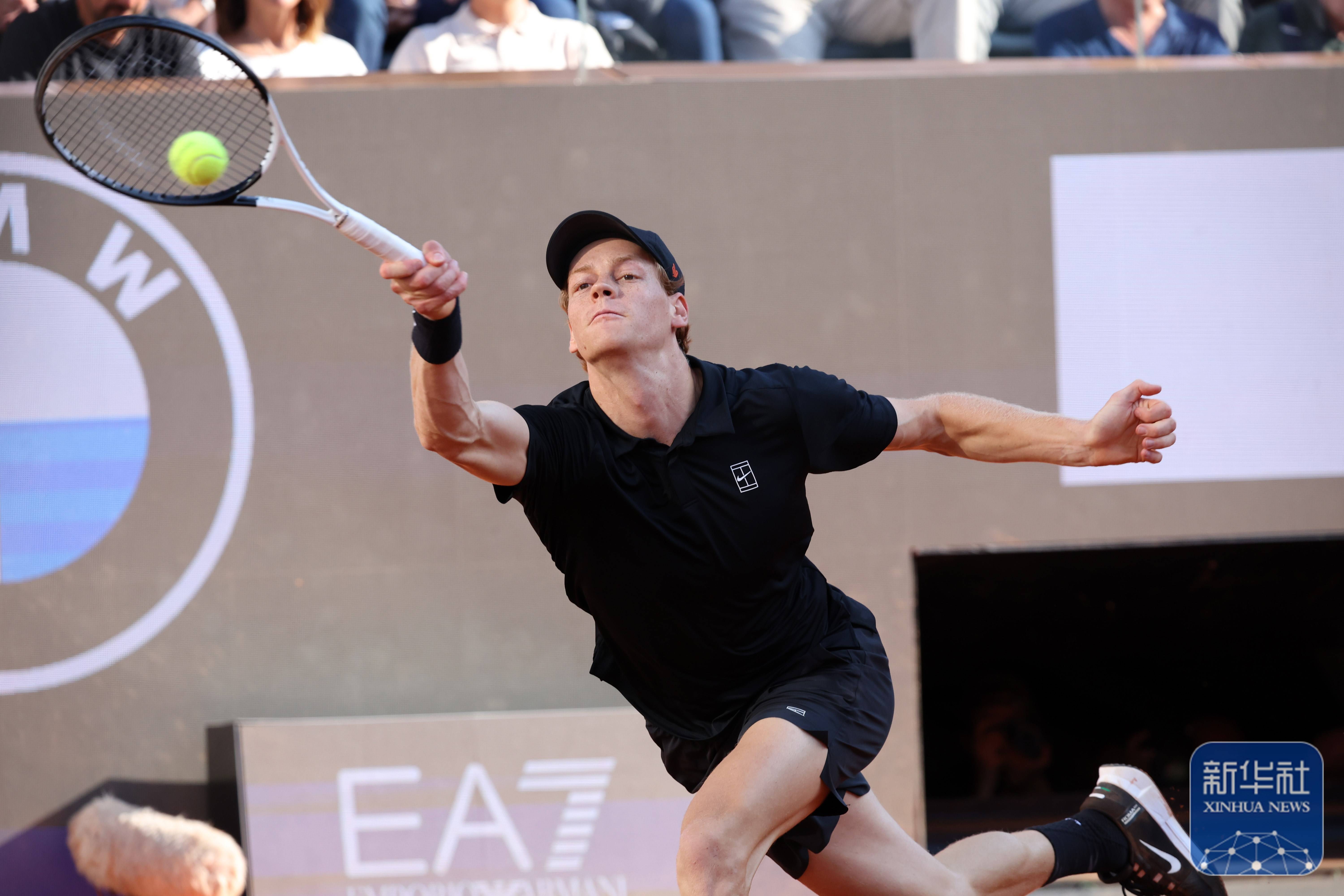 世界网球队逆转德国网球队，阿尔卡拉斯送出助攻