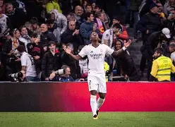 智利鏖战勒沃库森，维尼修斯制霸全场的简单介绍