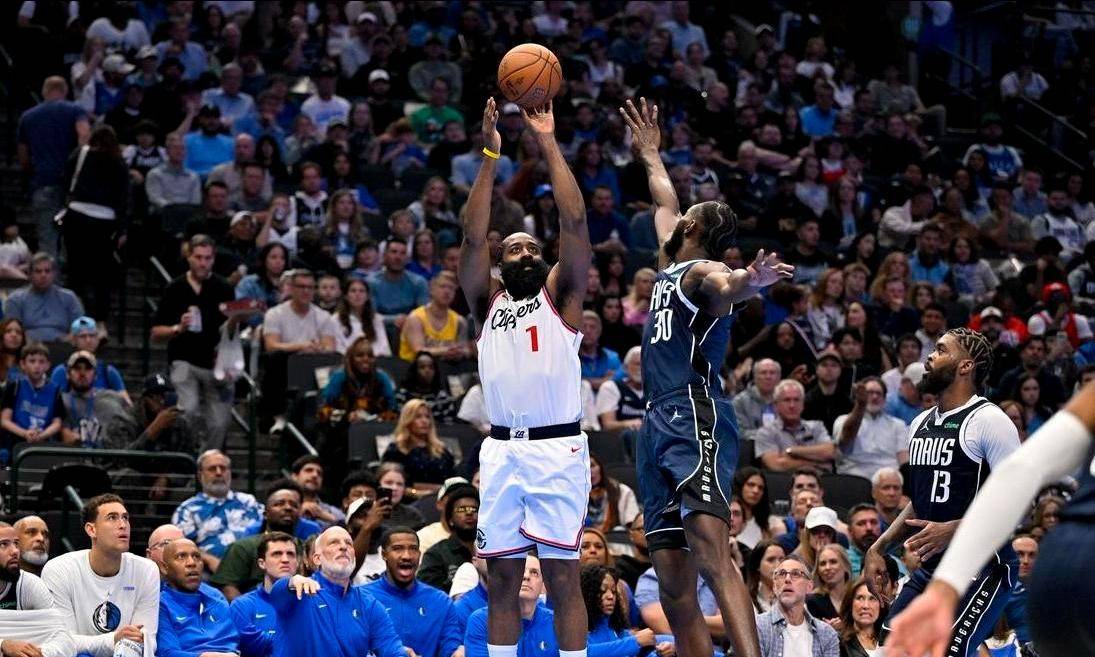 尼克斯翻盘公牛，哈登扛起全队