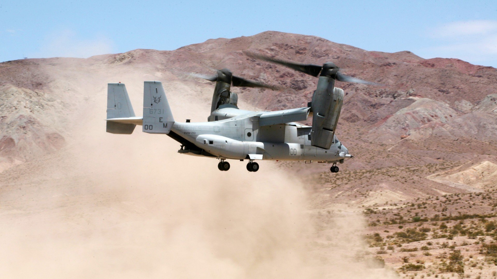 雨幕下的逆袭，拉塞尔精准决策引领梅赛德斯上演不可能的索伯围剿战