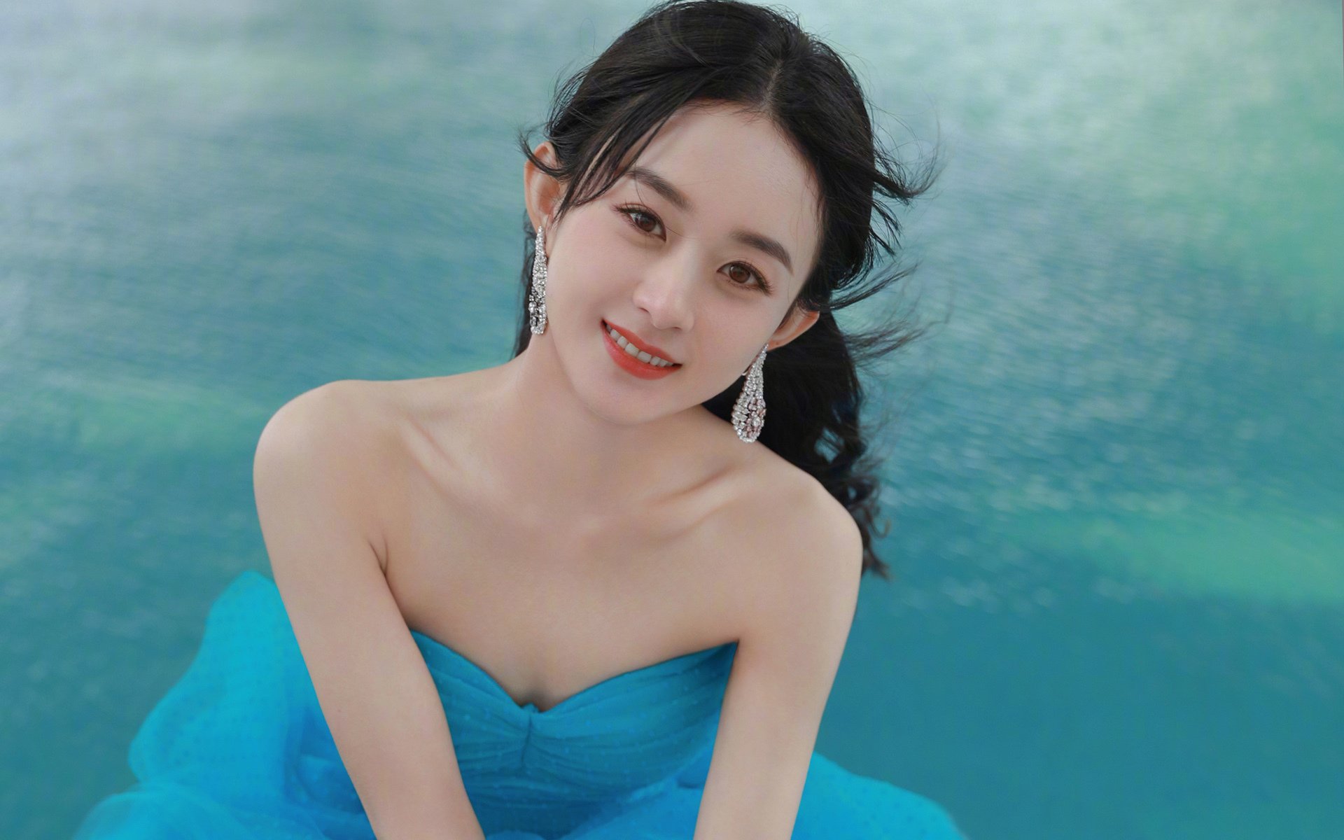 爵士心脏,武切维奇终场三分绝杀,破活塞铁壁挺进冠军战场