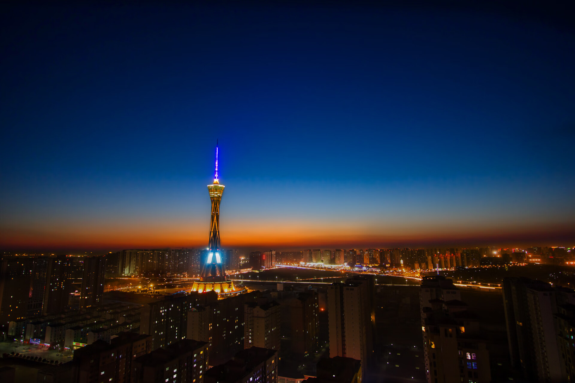 破冰之战，莱奥一锤定音，尤文历史性完胜新西兰